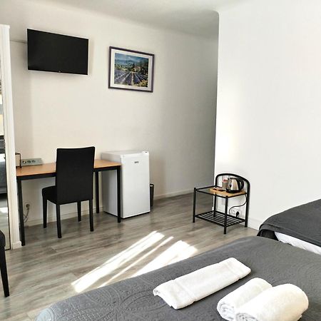 Hotel La Bastide D'Entraigues ภายนอก รูปภาพ