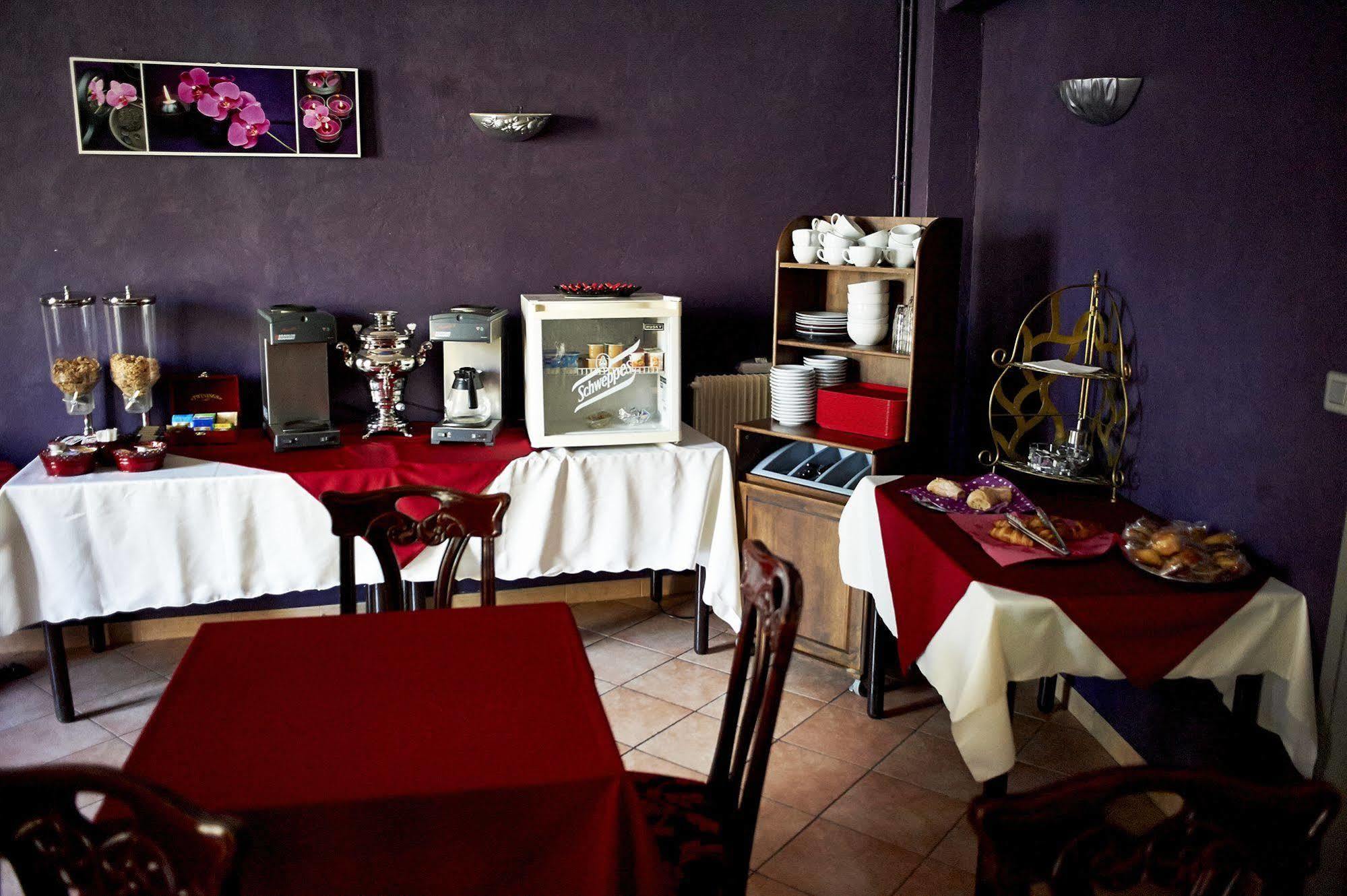 Hotel La Bastide D'Entraigues ภายนอก รูปภาพ